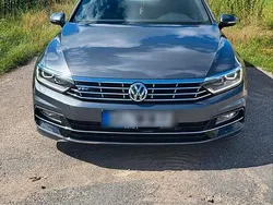 Grau Gebraucht 2016 VW Passat Highline Kombi | 18.800 € (Etwas zu teuer)