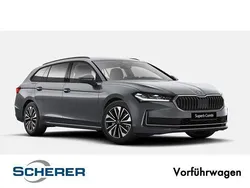 Graphitegrau metallic (metallic) Gebraucht 2025 Skoda Superb Selection Limousine | 46.488 €