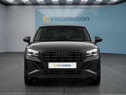 Grau Neu 2025 Audi Q2 SUV | 39.299 € (Etwas zu teuer)