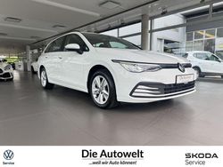 Pure white (weiß) Gebraucht 2022 VW Golf VIII Life Kombi | 19.999 € (Guter Preis)