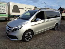 Silber Gebraucht 2021 Mercedes V300 Van / Kleinbus | 40.341 € (Guter Preis)