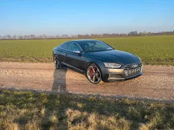 Grau Gebraucht 2025 Audi S5 Limousine | 33.000 €