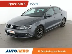 Grau Gebraucht 2016 VW Jetta Limousine | 15.630 € (Teuer)