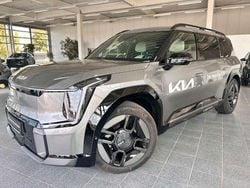 Grau Gebraucht 2024 Kia EV9 Edition 7 SUV | 67.995 € (Fairer Preis)