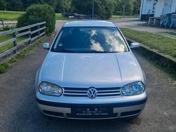 Silber Gebraucht 2003 VW Golf IV Limousine | 450 € (Guter Preis)