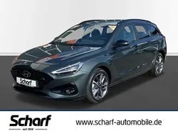 Cypress green / mic Gebraucht 2025 Hyundai i30 Advantage Kombi | 25.190 € (Fairer Preis)