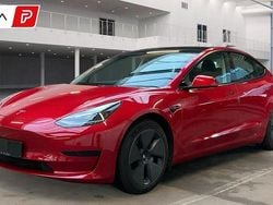 Rot Gebraucht 2021 Tesla Model 3 Standard Range Plus Limousine | 25.942 € (Guter Preis)