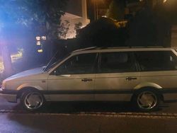 Silber Gebraucht 1992 VW Passat Kombi | 4.800 €