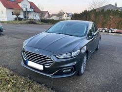 Grau Gebraucht 2020 Ford Mondeo Titanium Limousine | 21.500 € (Fairer Preis)