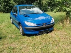 Blau Gebraucht 2005 Peugeot 206 Kleinwagen | 1.500 €