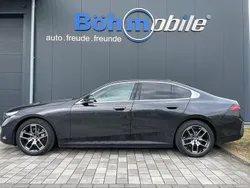 Grau Gebraucht 2024 BMW i5 Sport Line Limousine | 49.980 € (Superpreis)