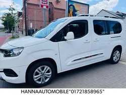 Weiß Gebraucht 2021 Toyota Proace Verso City Kombi | 18.950 € (Fairer Preis)