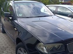 Schwarz Gebraucht 2009 BMW X3 SUV | 8.000 € (Fairer Preis)