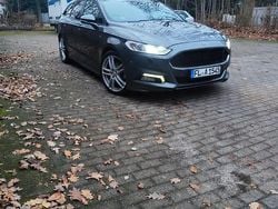 Grau Gebraucht 2018 Ford Mondeo ST-Line Kombi | 11.350 € (Guter Preis)