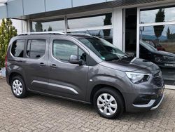 Grau Gebraucht 2020 Opel Combo Life Van / Kleinbus | 17.900 € (Fairer Preis)