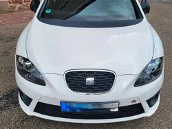 Weiß Gebraucht 2012 Seat Leon FR Limousine | 5.399 € (Etwas zu teuer)