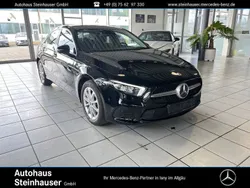 Schwarz Gebraucht 2021 Mercedes A180 Limousine | 25.900 € (Fairer Preis)