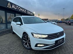 Weiß Gebraucht 2021 VW Passat R-line Kombi | 19.990 € (Guter Preis)
