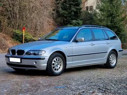 Silber Gebraucht 2002 BMW 318 Kombi | 1.090 €