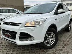 Weiß Gebraucht 2014 Ford Kuga Titanium SUV | 13.900 € (Teuer)