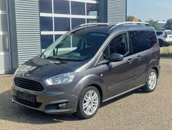 Grau Gebraucht 2017 Ford Tourneo | 10.998 € (Guter Preis)
