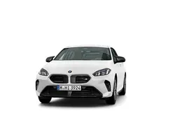 Alpinweiss Gebraucht 2024 BMW M135 M Sport Kleinwagen | 44.770 € (Teuer)