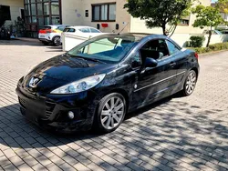 Schwarz Gebraucht 2010 Peugeot 207 CC Roland Garros Cabrio | 1.350 € (Guter Preis)