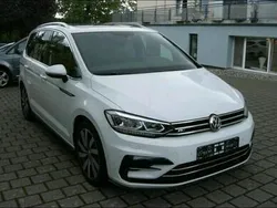 Weiß Gebraucht 2017 VW Touran Highline Van / Kleinbus | 24.999 € (Etwas zu teuer)