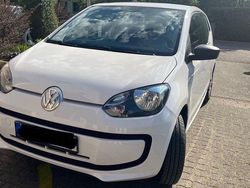 Weiß Gebraucht 2014 VW up! Kleinwagen | 4.000 € (Fairer Preis)