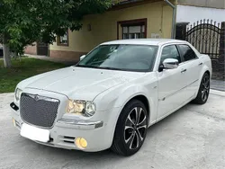 Weiß Gebraucht 2009 Chrysler 300C Limousine | 7.200 € (Guter Preis)