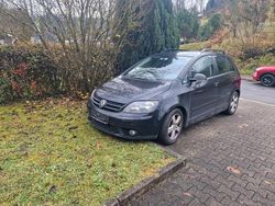 Schwarz Gebraucht 2008 VW Golf Plus Cross Van / Kleinbus | 2.000 € (Fairer Preis)