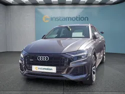 Grau Gebraucht 2021 Audi Q8 S-Line SUV | 53.199 € (Fairer Preis)