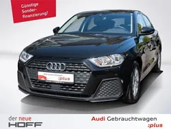 Mythosschwarz metallic Gebraucht 2024 Audi A1 Sportback Basis Kleinwagen | 22.975 € (Guter Preis)