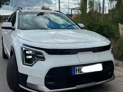 Weiß Gebraucht 2024 Kia e-Niro Inspiration SUV | 32.500 € (Etwas zu teuer)