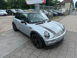 Grau Gebraucht 2002 Mini ONE Kleinwagen | 1.150 €