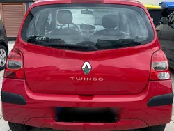 Rot Gebraucht 2008 Renault Twingo Expression Kleinwagen | 1.800 € (Fairer Preis)