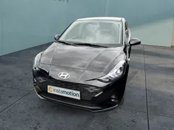 Schwarz Neu 2024 Hyundai i10 Select Kleinwagen | 16.490 € (Fairer Preis)