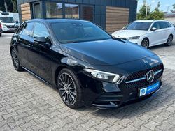 Schwarz (metallic) Gebraucht 2020 Mercedes A250 AMG Limousine | 22.750 € (Guter Preis)