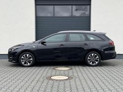 Schwarz Neu 2025 Kia Ceed Sportswagon Vision Kombi | 23.990 € (Fairer Preis)