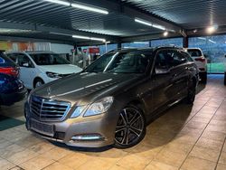 Grau Gebraucht 2011 Mercedes E300 Avantgarde Limousine | 6.990 € (Guter Preis)