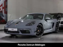 Arktikgrau Gebraucht 2024 Porsche 718 Cayman Edition Coupé | 86.718 €
