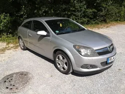 Grau Gebraucht 2008 Opel Astra GTC Innovation Limousine | 1.949 € (Guter Preis)