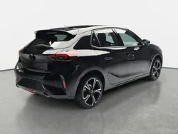 Schwarz Gebraucht 2024 Opel Corsa Kleinwagen | 19.490 € (Guter Preis)