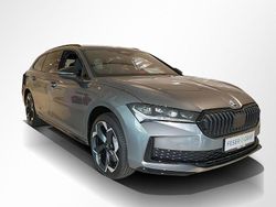 Graphitegrau Neu 2025 Skoda Superb SportLine Kombi | 48.690 € (Guter Preis)