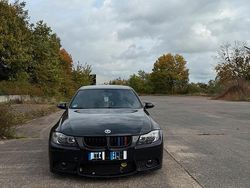 Schwarz Gebraucht 2006 BMW 320 Limousine | 2.200 € (Superpreis)