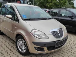 Gold Gebraucht 2007 Lancia Musa Van / Kleinbus | 1.400 € (Superpreis)