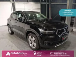Schwarz Gebraucht 2020 Volvo XC40 Momentum SUV | 25.220 € (Fairer Preis)