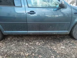 Grau Gebraucht 2000 VW Bora Limousine | 700 € (Guter Preis)