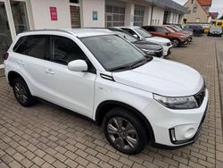 Weiß Gebraucht 2021 Suzuki Vitara Comfort SUV | 20.899 € (Fairer Preis)