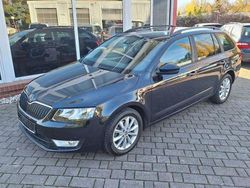 Schwarz Gebraucht 2015 Skoda Octavia Style Kombi | 11.490 € (Fairer Preis)